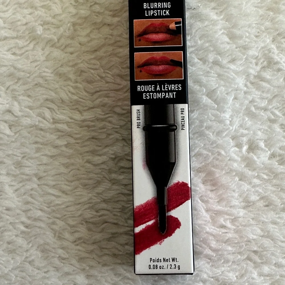 NYX Dazed & Diffused Lipstick - Bold Red